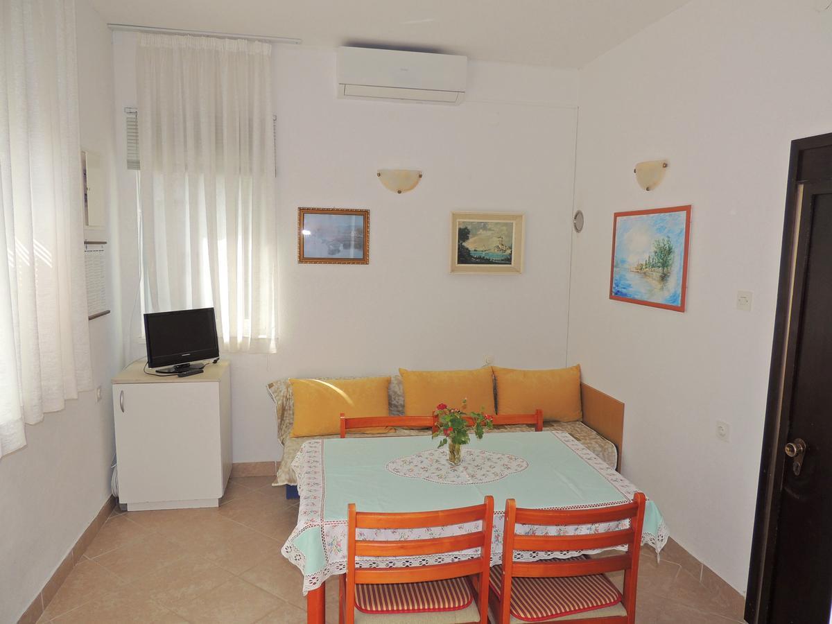 Apartments Zarko Brzac Buitenkant foto